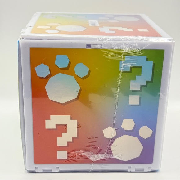 Pet Simulator Lucky Block Playset Interactive Fidget Toy with 4 Pets & Coin - Picture 3 of 6